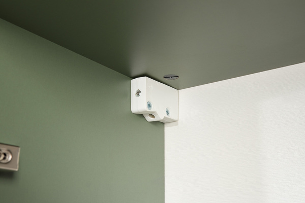 Гостиная Марион композиция 2 дымчатый зеленый K521, олива шагрень AG 1050 ПВХ, белый PE шагрень (собирается на любую сторону)