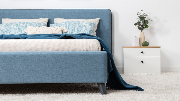 Кровать Миа 160 рогожка светло-синий, кант желтовато-коричневый с ортопедическим основанием и подъемным механизмом