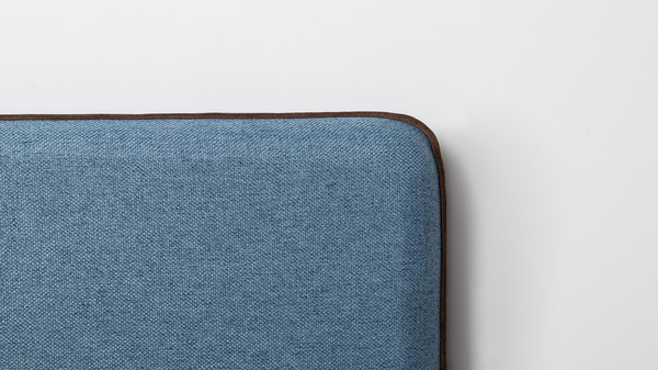 Кровать Миа 160 рогожка светло-синий, кант желтовато-коричневый с ортопедическим основанием и подъемным механизмом